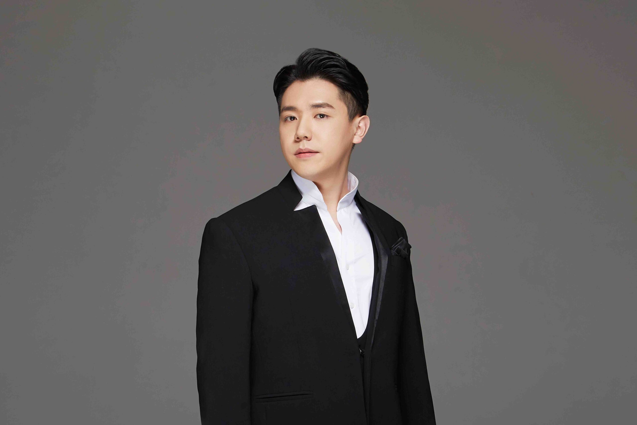 윤서준 | 테너